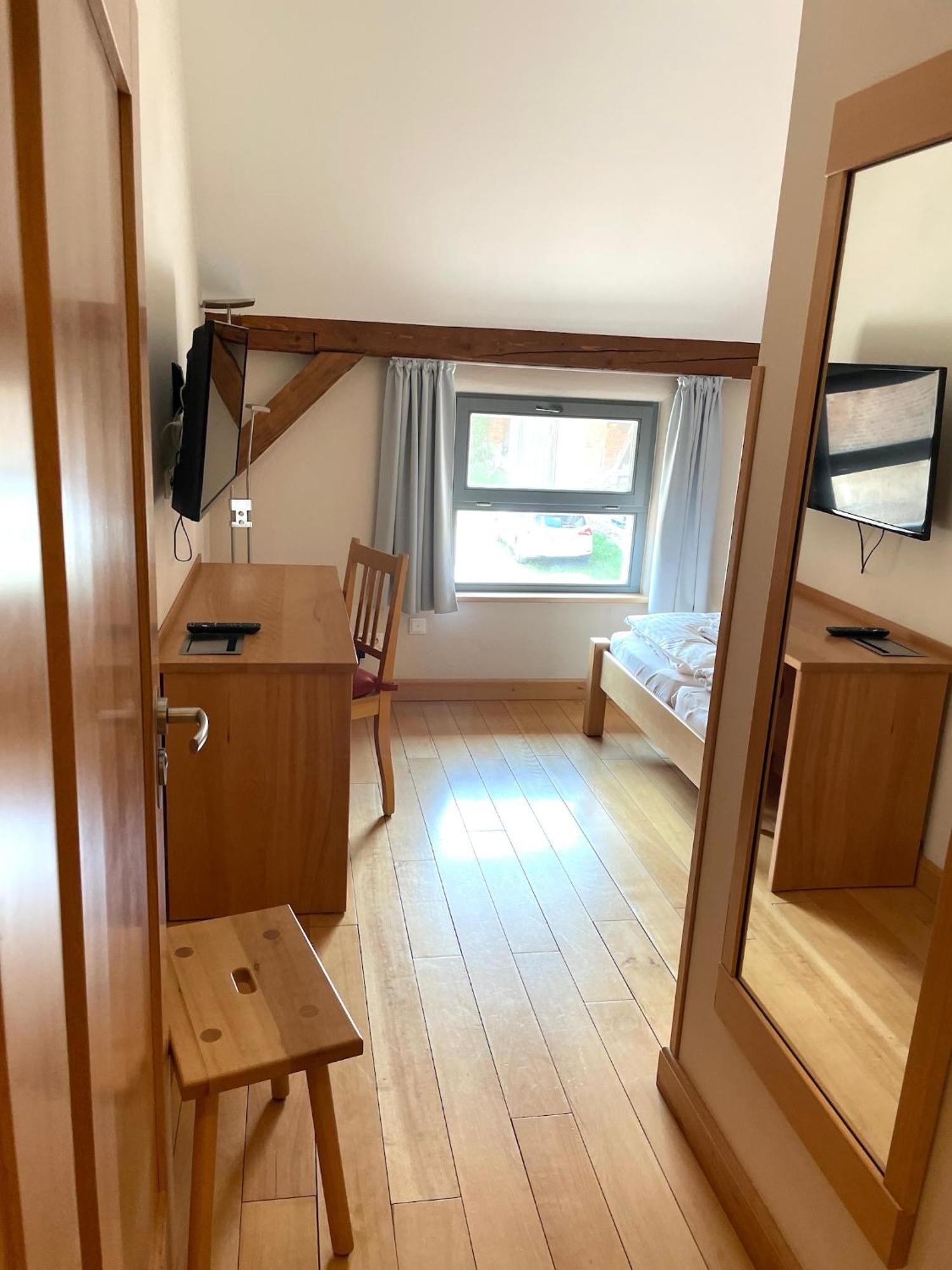 Biohotel Stiftsgut Wilhelmsgluecksbrunn Creuzburg Eksteriør billede