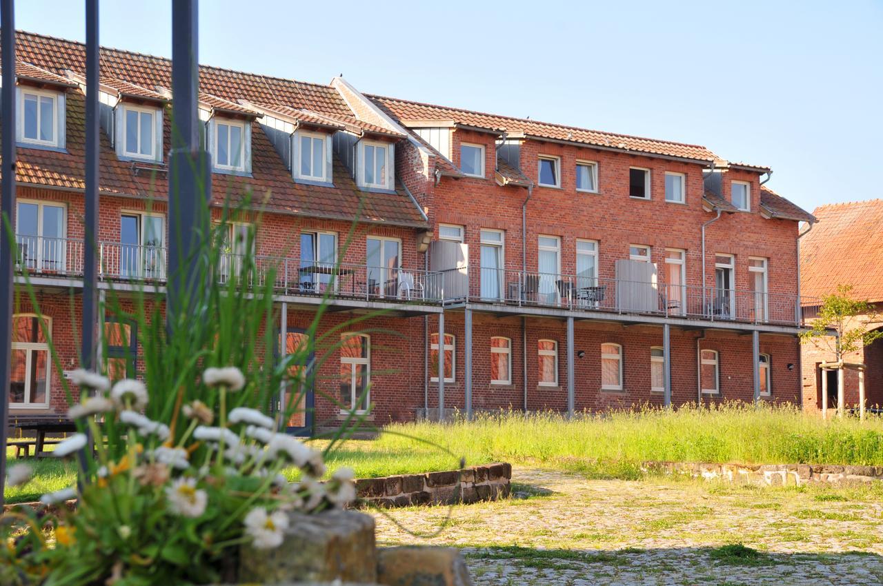 Biohotel Stiftsgut Wilhelmsgluecksbrunn Creuzburg Eksteriør billede